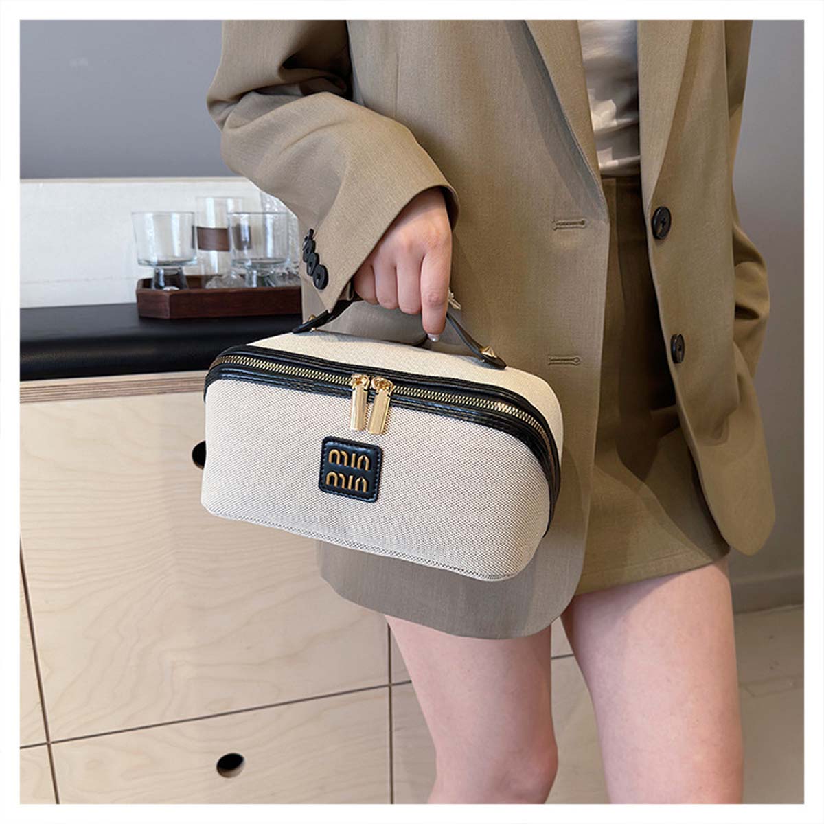 Makeup bag - Retro light luxur - Luxury High End Skincare recensione e prezzo